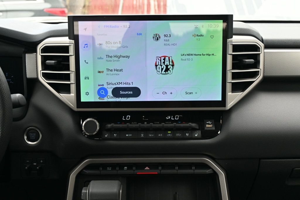 2024 Toyota Tundra photo 12