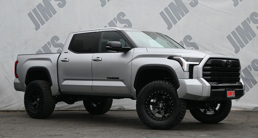 2024 Toyota Tundra photo 3