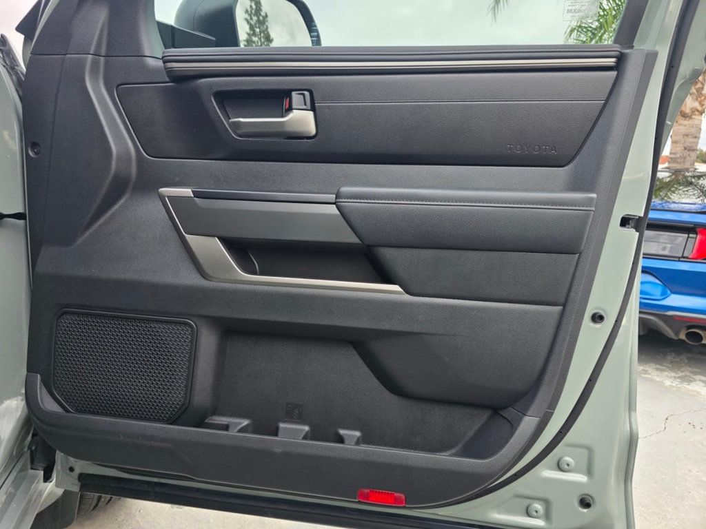2024 Toyota Tundra 4WD SR5 CrewMax 5.5' Bed - 22968036 - 23
