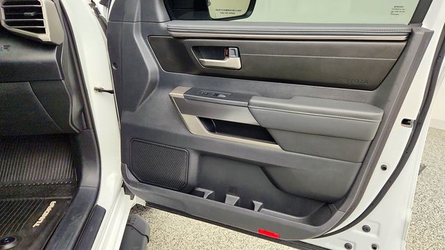 2024 Toyota Tundra 4WD SR5 CrewMax 5.5' Bed w/ Dual-Step Running Boards & Bed Step - 23100946 - 23