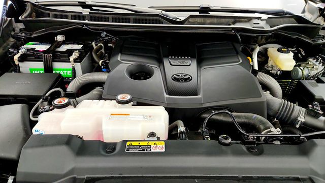 2024 Toyota Tundra 4WD SR5 CrewMax 5.5' Bed w/ TRD Off-Road Pkg - 23100936 - 24