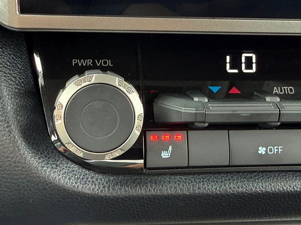 2024 Toyota Tundra 4WD **TUNDRA SR5 4X4 XP PACKAGE** - 22996511 - 18