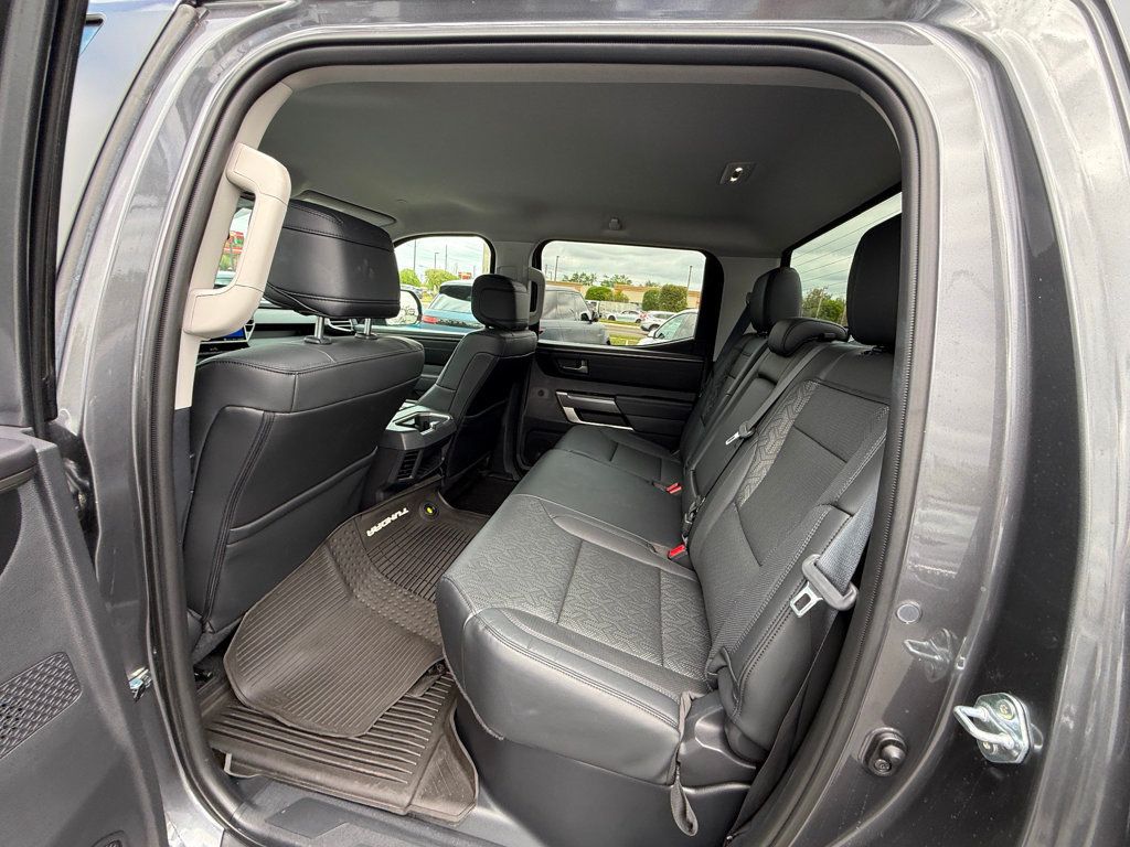 2024 Toyota Tundra 4WD **TUNDRA SR5 4X4 XP PACKAGE** - 22996511 - 24