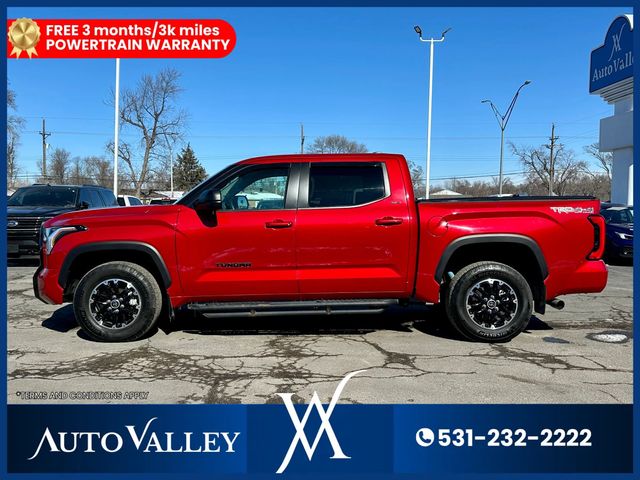 2024 Toyota Tundra CrewMax SR5 Pickup 4D 5 1/2 ft - 22989946 - 3