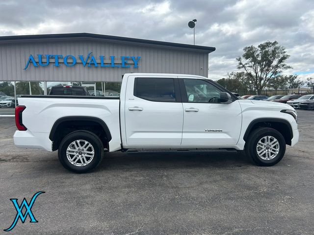 2024 Toyota Tundra CrewMax SR5 Pickup 4D 5 1/2 ft - 23096623 - 7