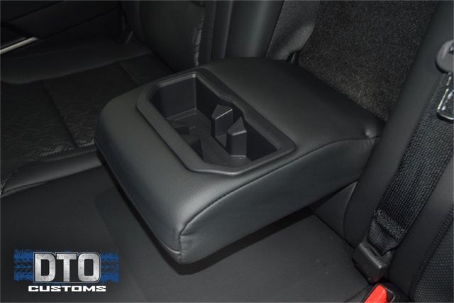 2024 Toyota Tundra Hybrid Limited - 22887477 - 38