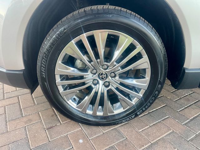 2024 Toyota Venza XLE - 22944230 - 9