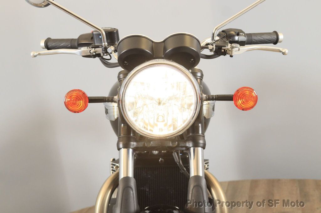2024 Triumph Bonneville T100 Only 800 miles TOTAL - 22401588 - 21