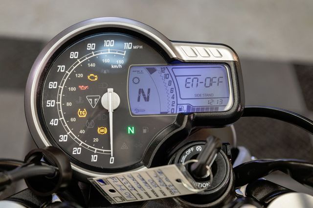 2024 TRIUMPH SPEED 400 ABS 1-OWNER FUN TO RIDE! - 22998712 - 24