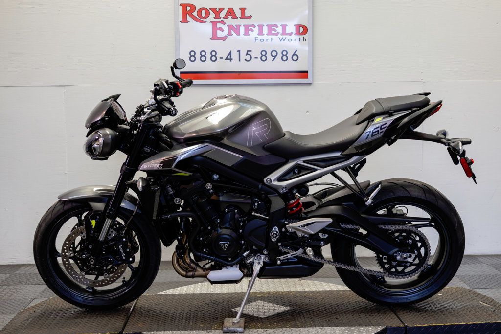 2024 TRIUMPH STREET TRIPLE 765 1-OWNER LOW MILES!!! - 23073487 | Video 2