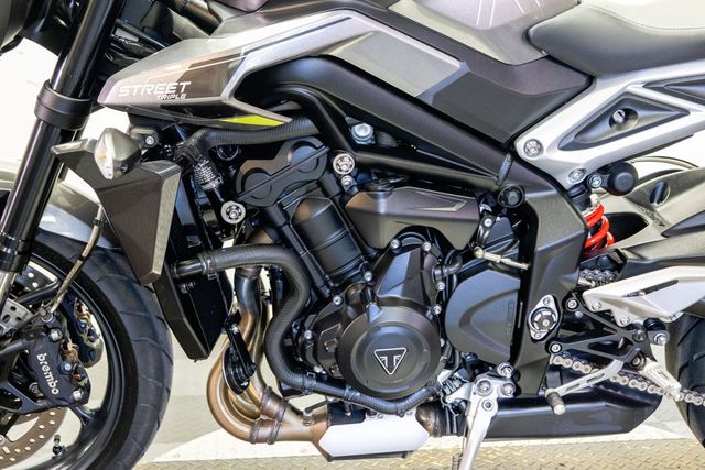 2024 TRIUMPH STREET TRIPLE 765 1-OWNER LOW MILES!!! - 23073487 - 21