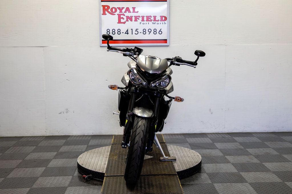 2024 TRIUMPH STREET TRIPLE 765 1-OWNER LOW MILES!!! - 23073487 - 6