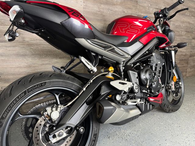 2024 Triumph Street Triple 765 RS One Owner! - 23046672 - 2