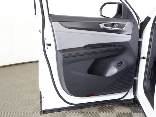 2024 Volkswagen Atlas 2.0T Peak Edition SEL 4MOTION - 23013928 - 27