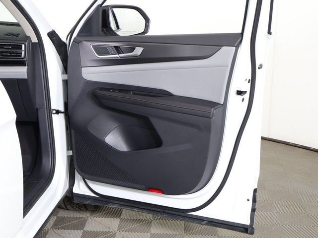 2024 Volkswagen Atlas 2.0T Peak Edition SEL 4MOTION - 23013928 - 28