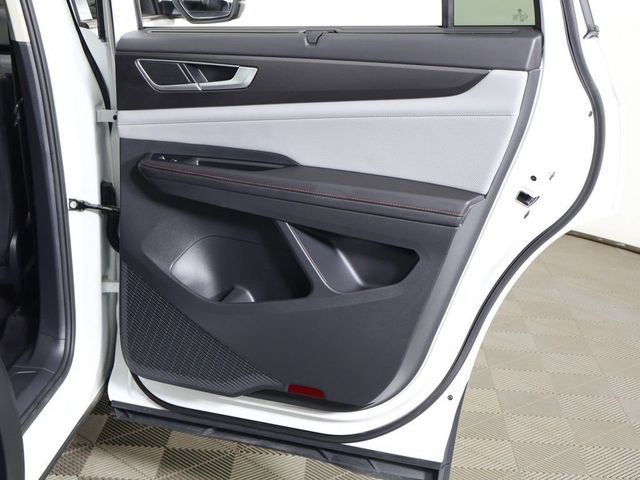 2024 Volkswagen Atlas 2.0T Peak Edition SEL 4MOTION - 23013928 - 30