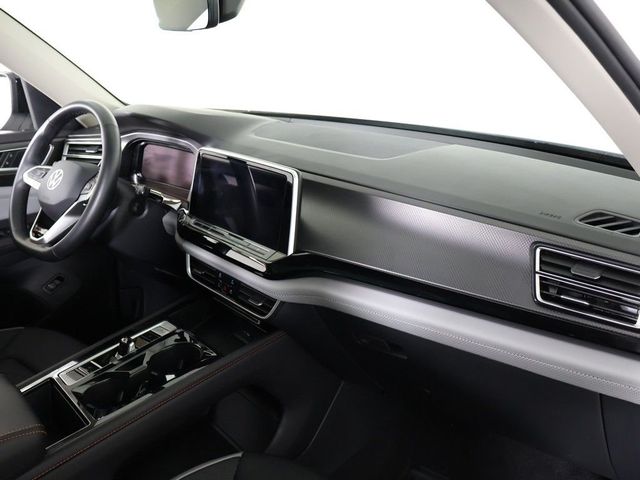 2024 Volkswagen Atlas 2.0T Peak Edition SEL 4MOTION - 23013928 - 32