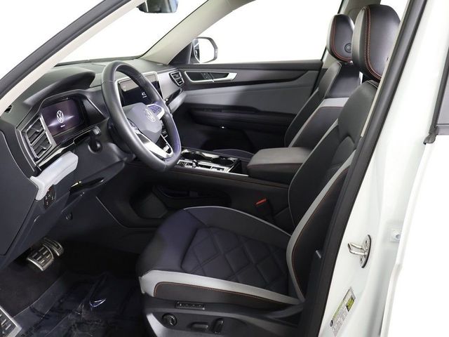 2024 Volkswagen Atlas 2.0T Peak Edition SEL 4MOTION - 23013928 - 33