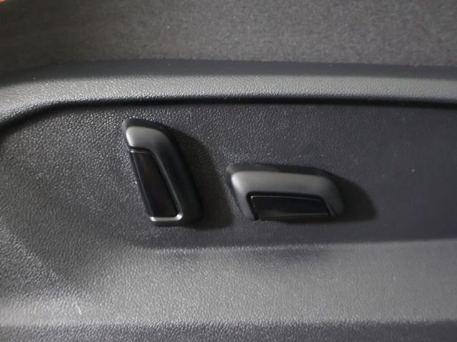 2024 Volkswagen Atlas 2.0T Peak Edition SEL 4MOTION - 23013928 - 38