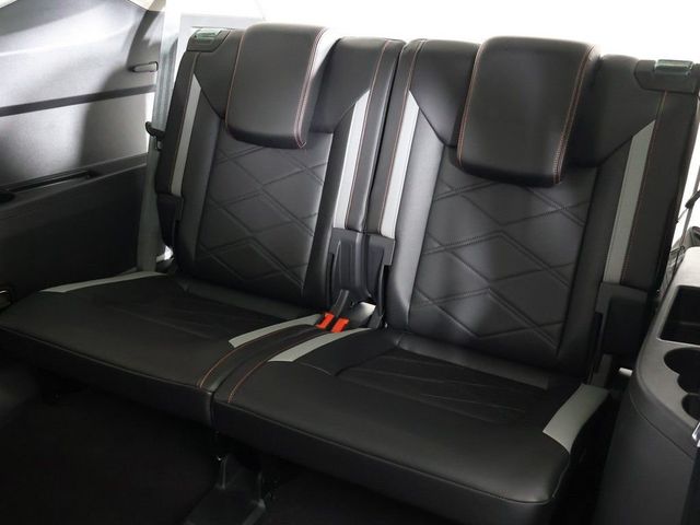 2024 Volkswagen Atlas 2.0T Peak Edition SEL 4MOTION - 23013928 - 41