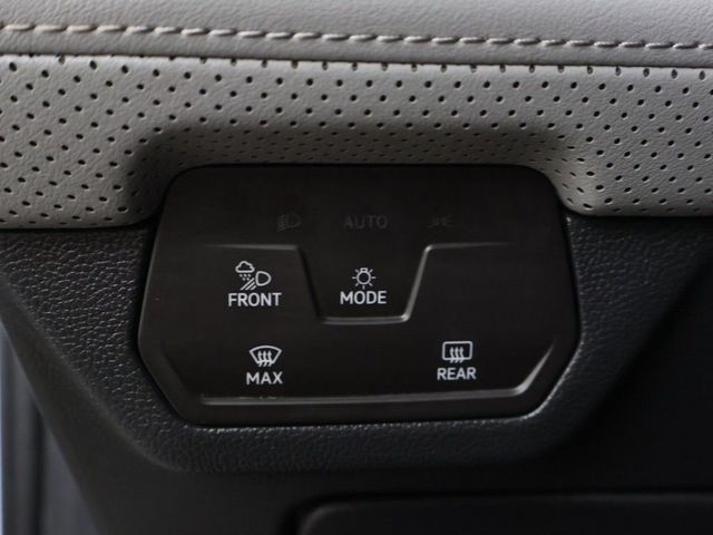 2024 Volkswagen Atlas 2.0T Peak Edition SEL 4MOTION - 23013928 - 46