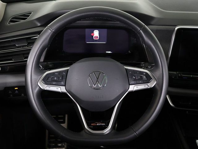 2024 Volkswagen Atlas 2.0T Peak Edition SEL 4MOTION - 23013928 - 47