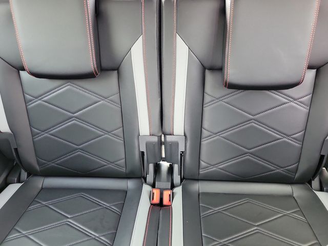 2024 Volkswagen Atlas 2.0T Peak Edition SEL 4MOTION - 22979582 - 9