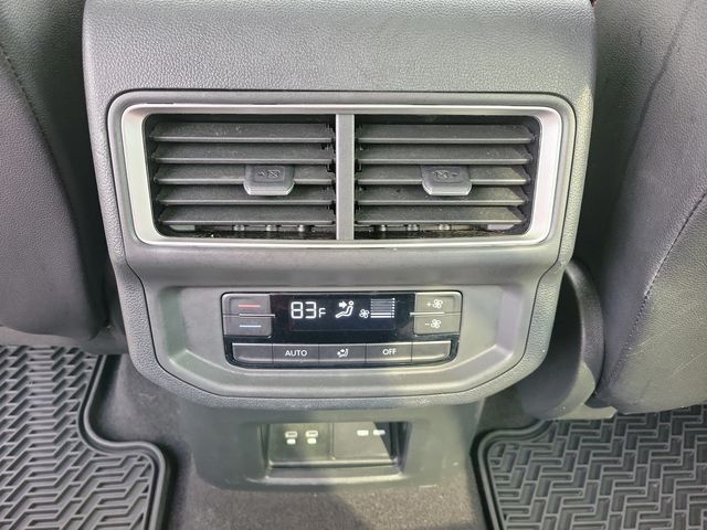 2024 Volkswagen Atlas 2.0T Peak Edition SEL 4MOTION - 22979582 - 11