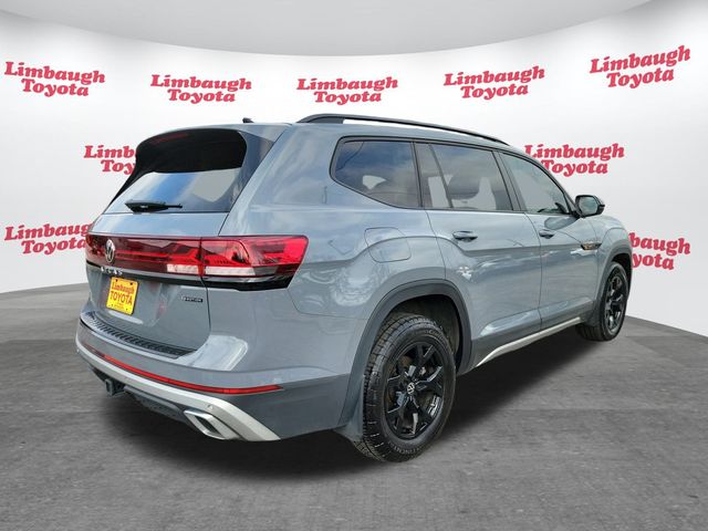 2024 Volkswagen Atlas 2.0T Peak Edition SEL 4MOTION - 22979582 - 26