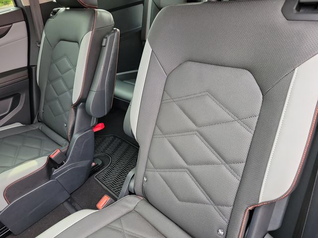 2024 Volkswagen Atlas 2.0T Peak Edition SEL 4MOTION - 22979582 - 8