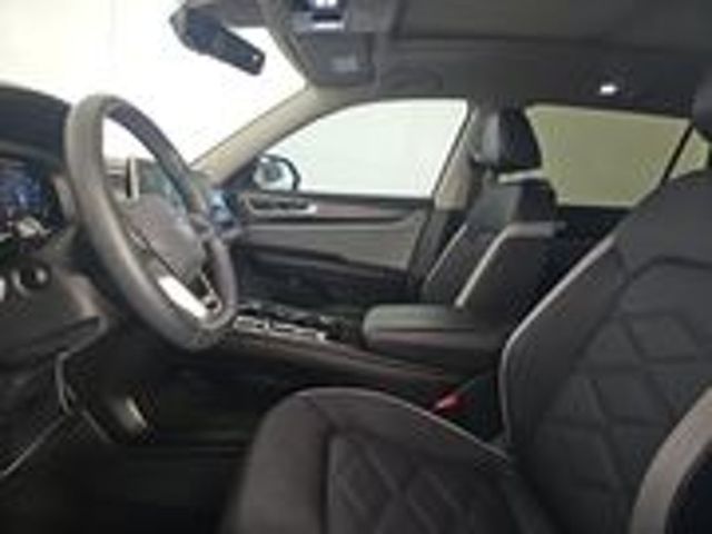 2024 Volkswagen Atlas 2.0T Peak Edition SE w/Technology - 22961788 - 2