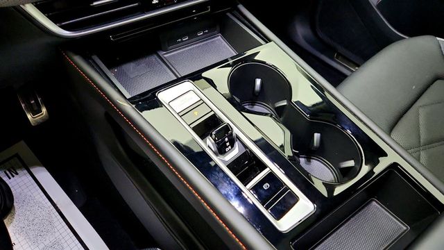 2024 Volkswagen Atlas 2.0T Peak Edition SE w/Technology 4MOTION - 22972373 - 15