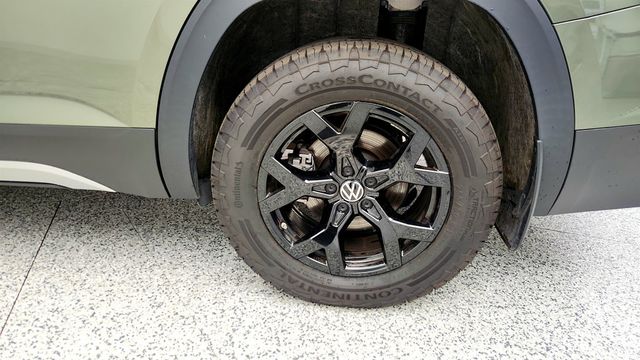 2024 Volkswagen Atlas 2.0T Peak Edition SE w/Technology 4MOTION - 22972373 - 8