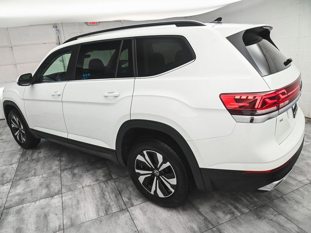 2024 Volkswagen Atlas SE photo 4