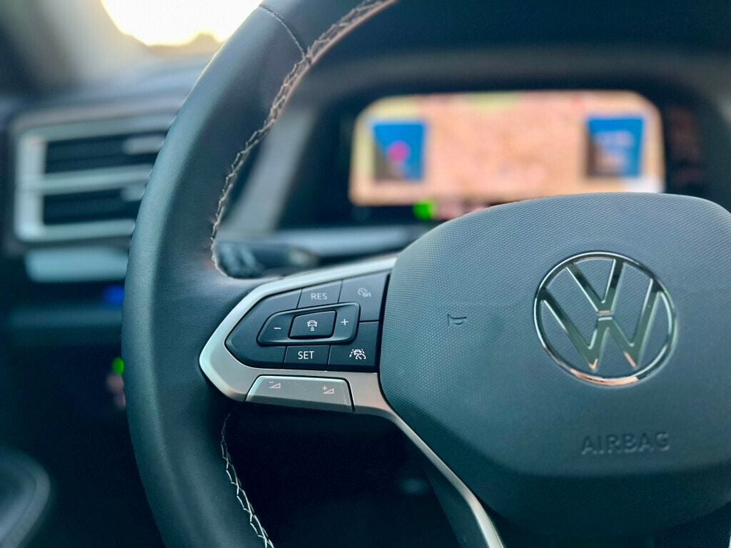 2024 Volkswagen Atlas SEL photo 16