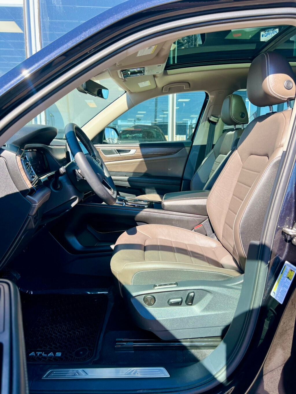 2024 Volkswagen Atlas 2.0T SEL 4MOTION - 22971006 - 16