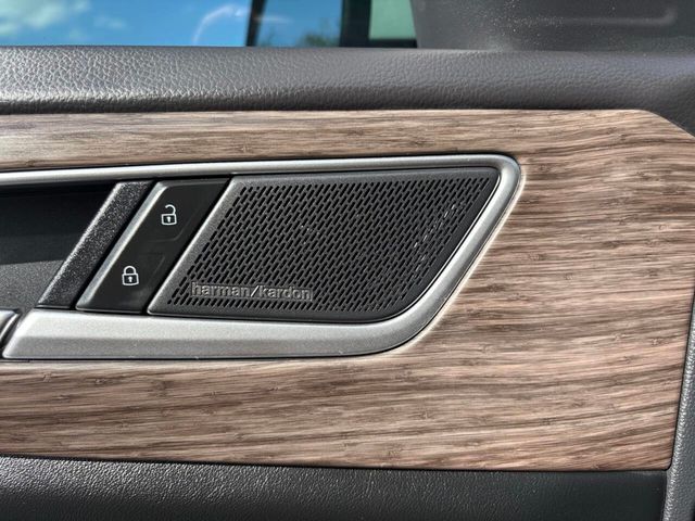 2024 Volkswagen Atlas 2.0T SEL Premium R-Line 4MOTION - 23005610 - 17