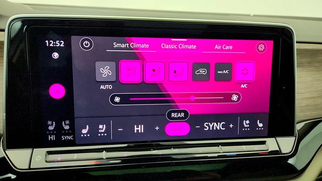 2024 Volkswagen Atlas 2.0T SEL Premium R-Line 4MOTION - 22971206 - 20