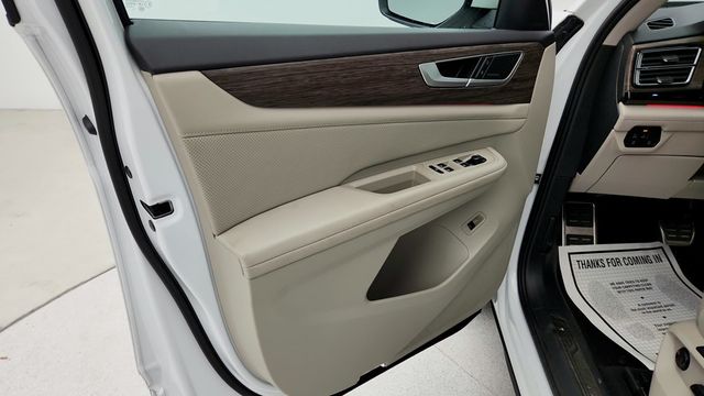 2024 Volkswagen Atlas 2.0T SEL Premium R-Line 4MOTION w/ 2nd-Row Dual Captain's Chairs - 22941468 - 10