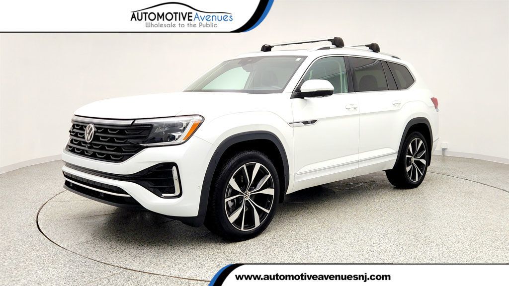 2024 Volkswagen Atlas 2.0T SEL Premium R-Line 4MOTION w/ 2nd Row Dual Captain’s Chairs - 23007507 | Video 1