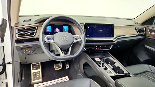 2024 Volkswagen Atlas 2.0T SEL Premium R-Line 4MOTION w/ 2nd Row Dual Captain’s Chairs - 23007507 - 12