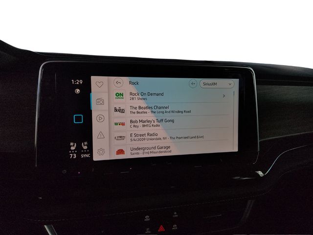 2024 Volkswagen Atlas 2.0T SEL Premium R-Line 4MOTION w/Towing Essentials & Protection - 22935890 - 16