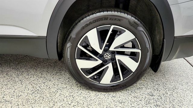 2024 Volkswagen Atlas 2.0T SE w/Technology 4MOTION w/ Adventure Package - 23081753 - 8