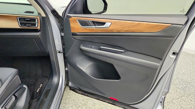 2024 Volkswagen Atlas 2.0T SE w/Technology 4MOTION w/ Panoramic Sunroof & 20'' Wheels - 23000909 - 26