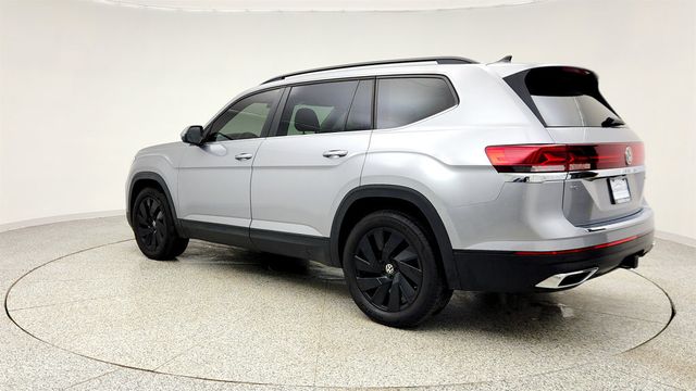 2024 Volkswagen Atlas 2.0T SE w/Technology 4MOTION w/ Panoramic Sunroof & 20'' Wheels - 23000909 - 6