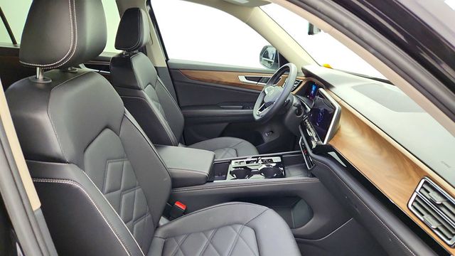 2024 Volkswagen Atlas 2.0T SE w/Technology and 2nd-Row Dual Captain's Chairs - 22970865 - 23