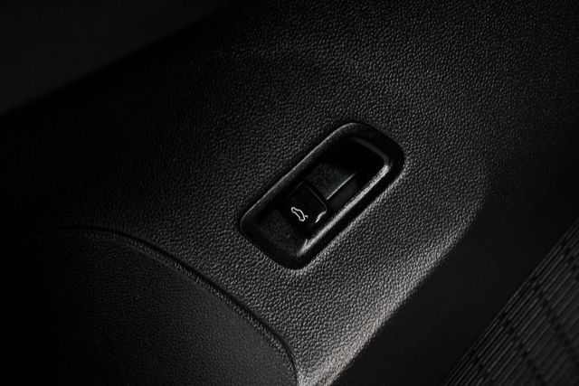 2024 Volkswagen Atlas 2.0T SE w/Technology FWD - 23009673 - 43