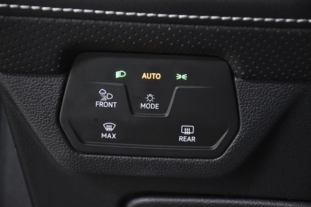 2024 Volkswagen Atlas 2.0T SE w/Technology FWD - 23090571 - 29