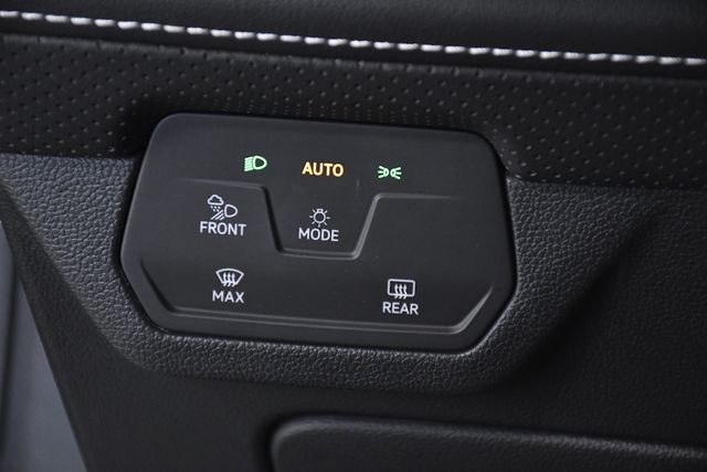 2024 Volkswagen Atlas 2.0T SE w/Technology FWD - 23099015 - 29