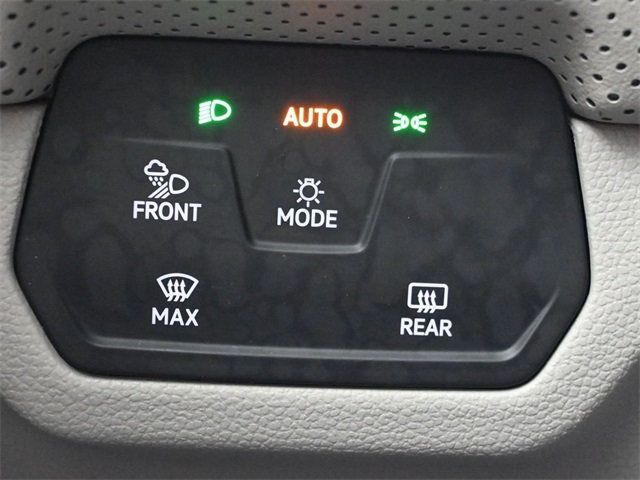 2024 Volkswagen Atlas 2.0T SE w/Technology FWD - 22943016 - 32